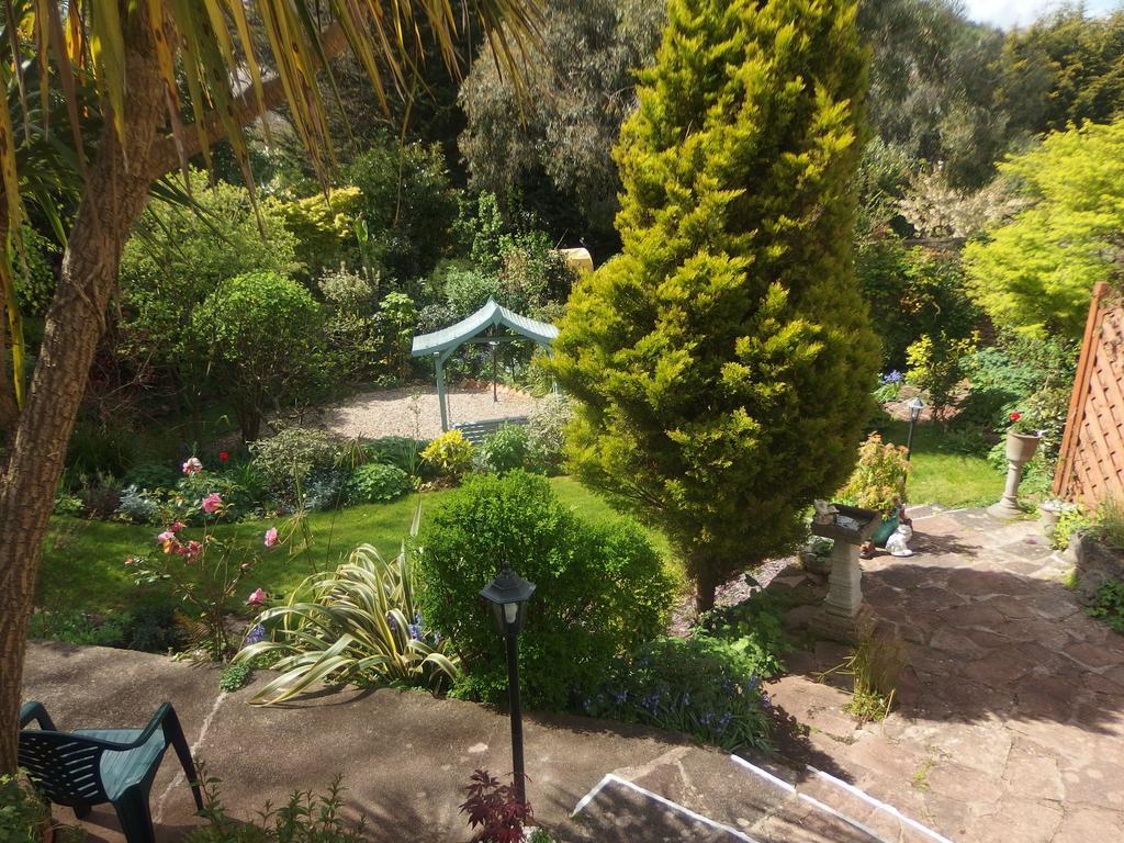 Carlton Court Bed & Breakfast Torquay Exterior photo