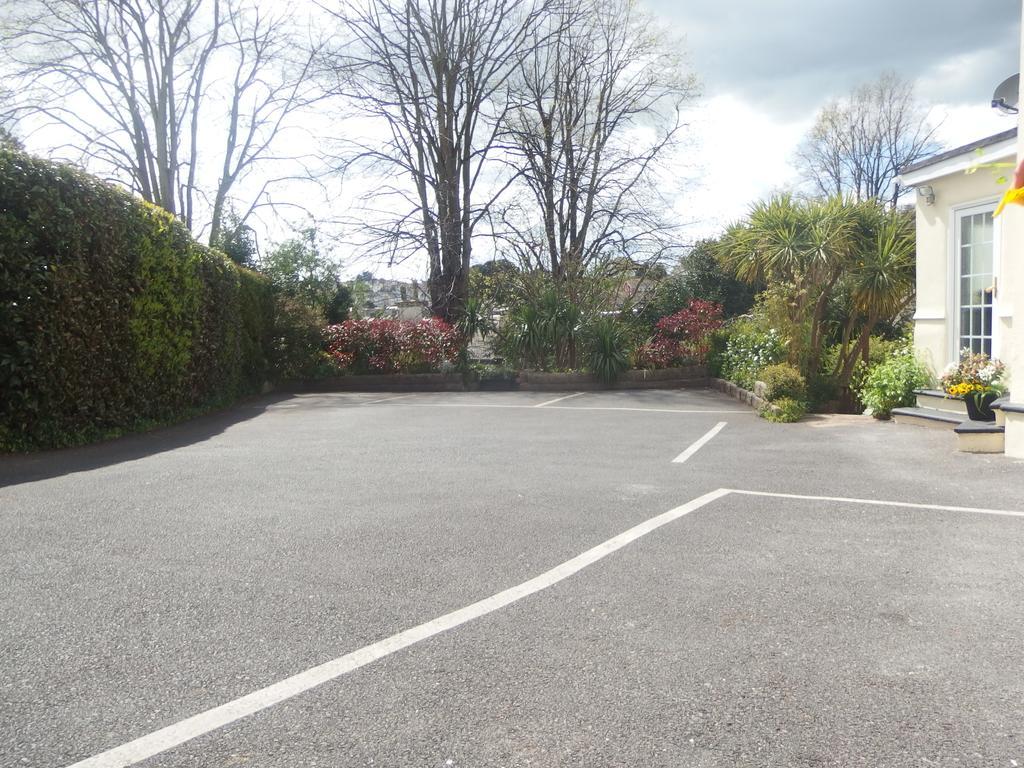 Carlton Court Bed & Breakfast Torquay Exterior photo