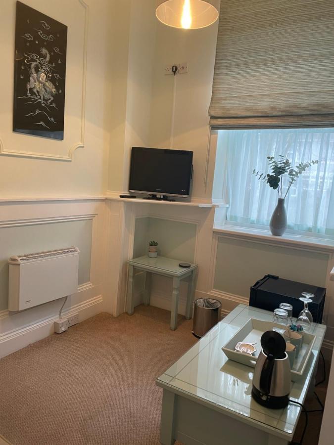 Carlton Court Bed & Breakfast Torquay Exterior photo